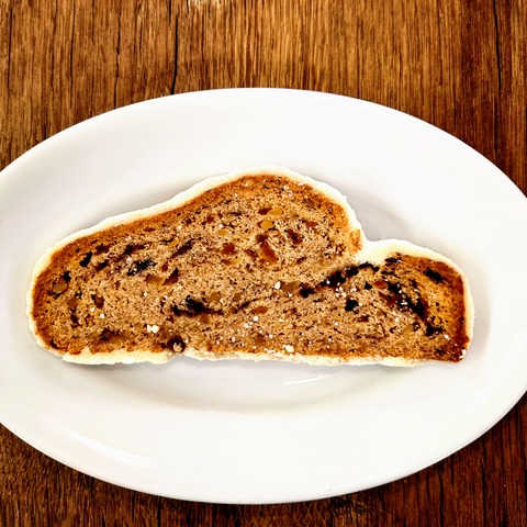 〈シュトーレン〉