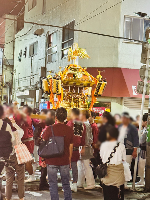 15931B4B-5AE3-4B72-9864-C8B7285B1201