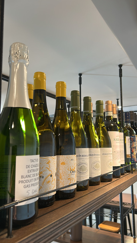 E316B7AE-7904-4F3C-9FEC-7B7E53401BC1