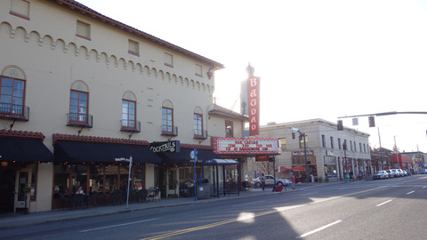 Tam giác Burnside và Hawthorne - Portland, Oregon