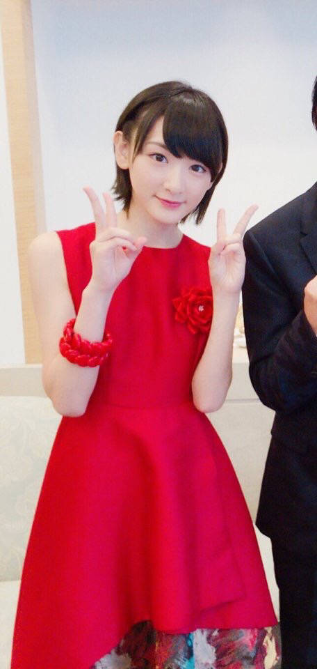 赤いドレスの生駒里奈ちゃんが可愛いｗｗｗｗｗｗ