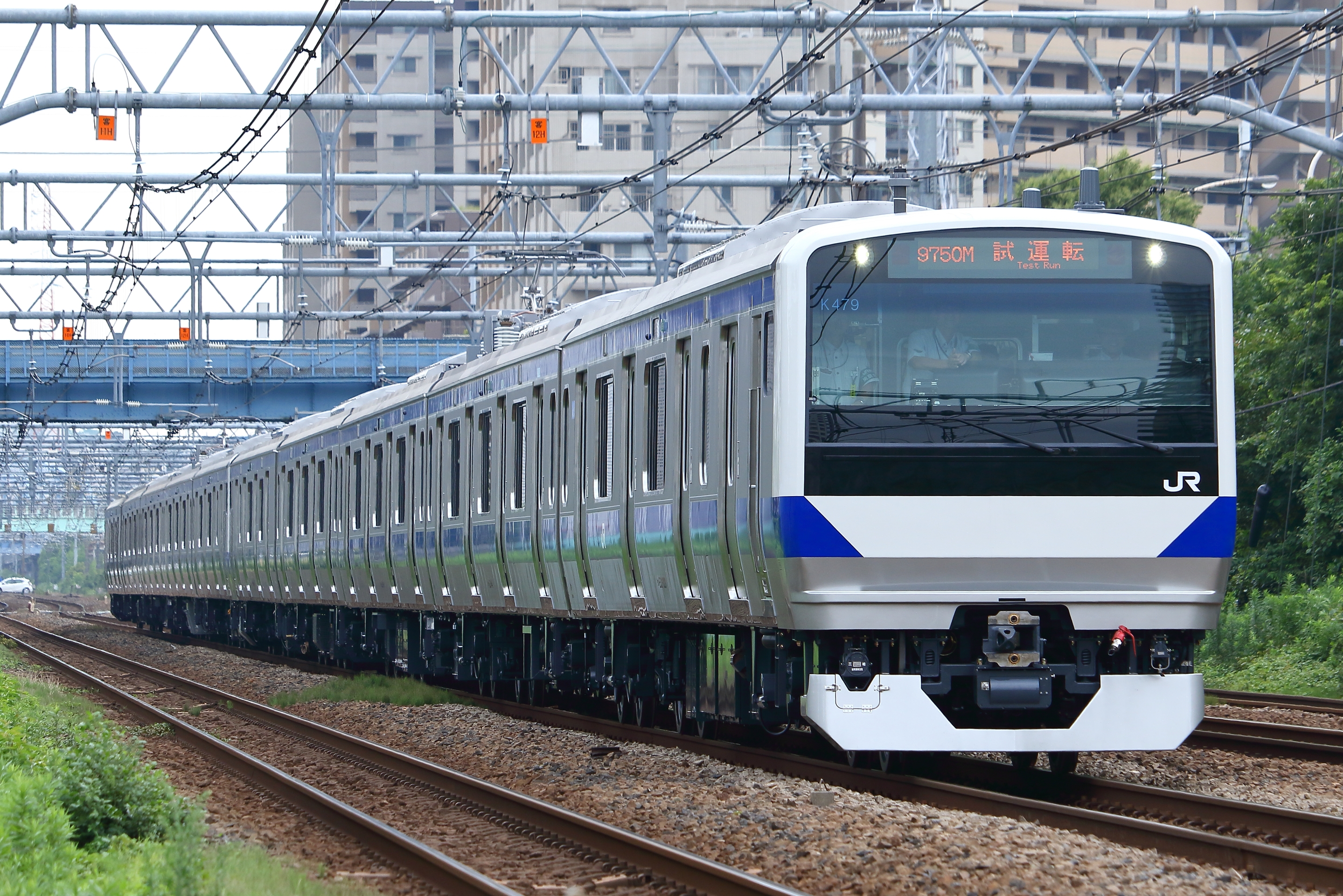 19 07 23 E531系0番台付属編成総車横浜出場試運転 線路際の常連客
