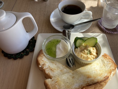 F97A7DA4-0D5A-46E1-8709-0B5B13F8AB7B