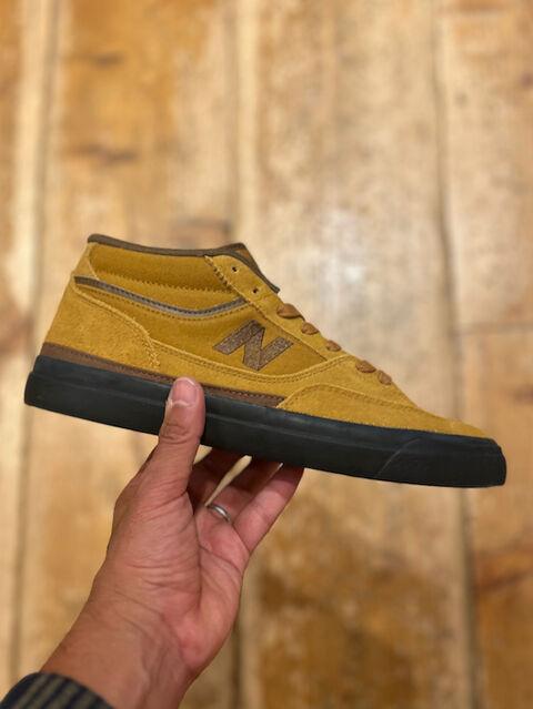 NEWBALANCE - 3