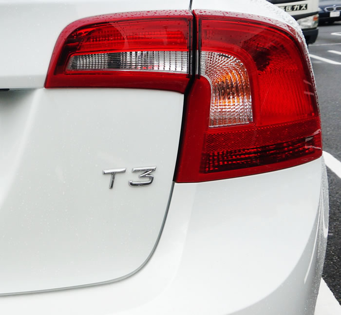 174 ボルボs60t3の走りと燃費 ボルボv60購入記 Volvoにたどり着くまでの長い道のりと輸入車ライフ 174 ボルボs60t3の走りと燃費 ボルボv60購入記 Volvoにたどり着くまでの長い道のりと輸入車ライフ