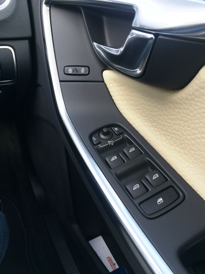 ボルボV70 パワーウィンドスイッチ 配送 Volvo ボルボ V70 BB系 等