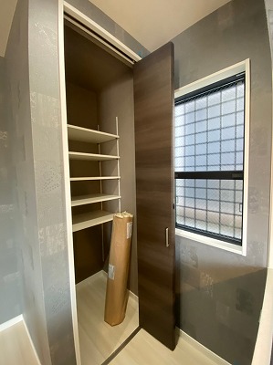 東 (13)