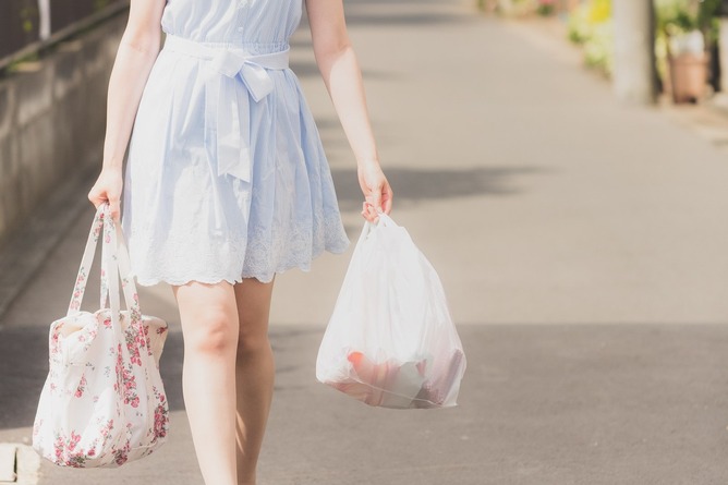 ワイ「自分の嫁（40）エッロ！普通にHしまくりや！」心無いお前ら「ババアじゃん」