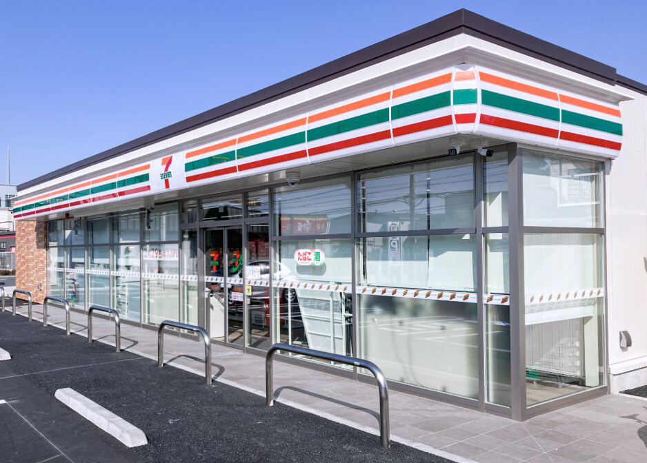 セブンイレブンの別のブランドの店を挟み撃ちにするやり方ｗｗｗｗｗｗｗ