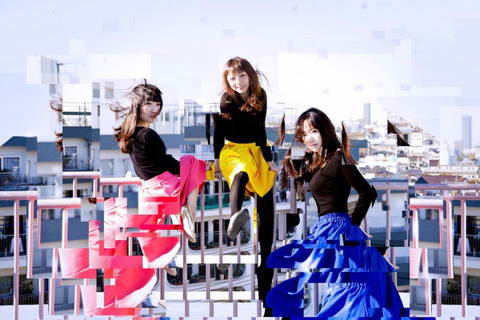 リアル3区アー写(HFCD-021)