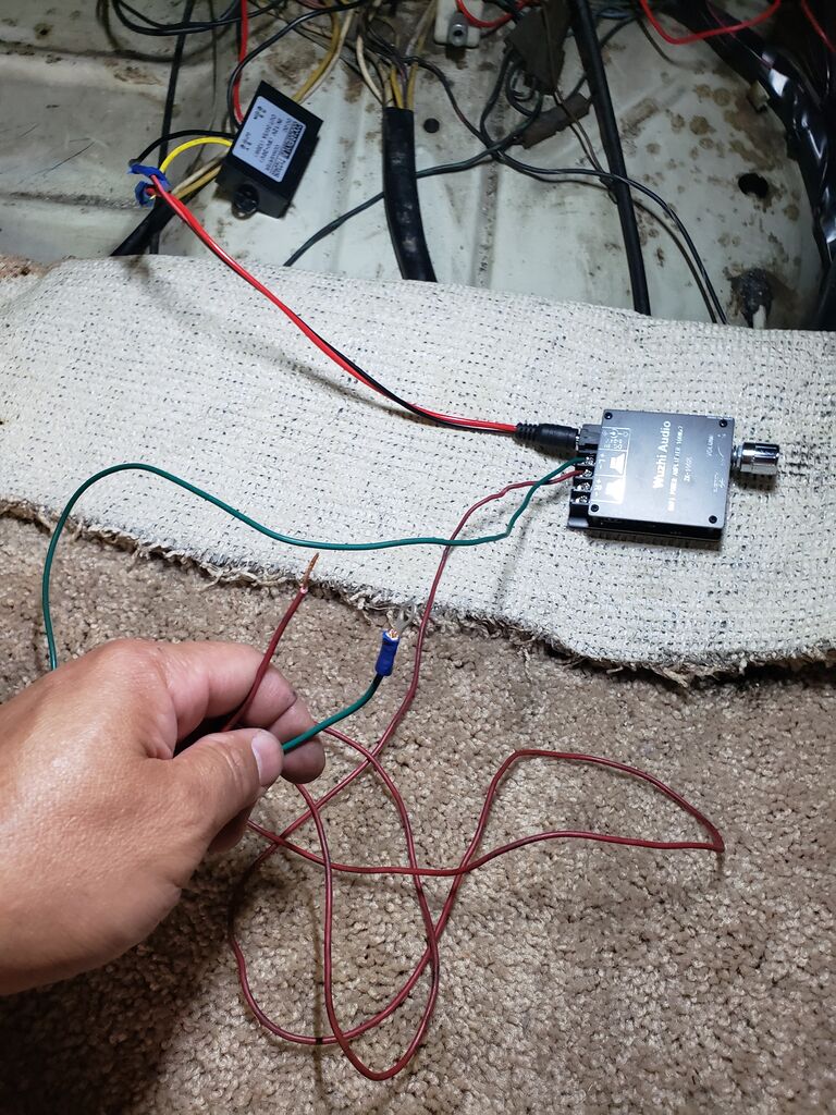 カーステの代用品 ３ パワーアンプ 修理屋に出さない空冷ビートル