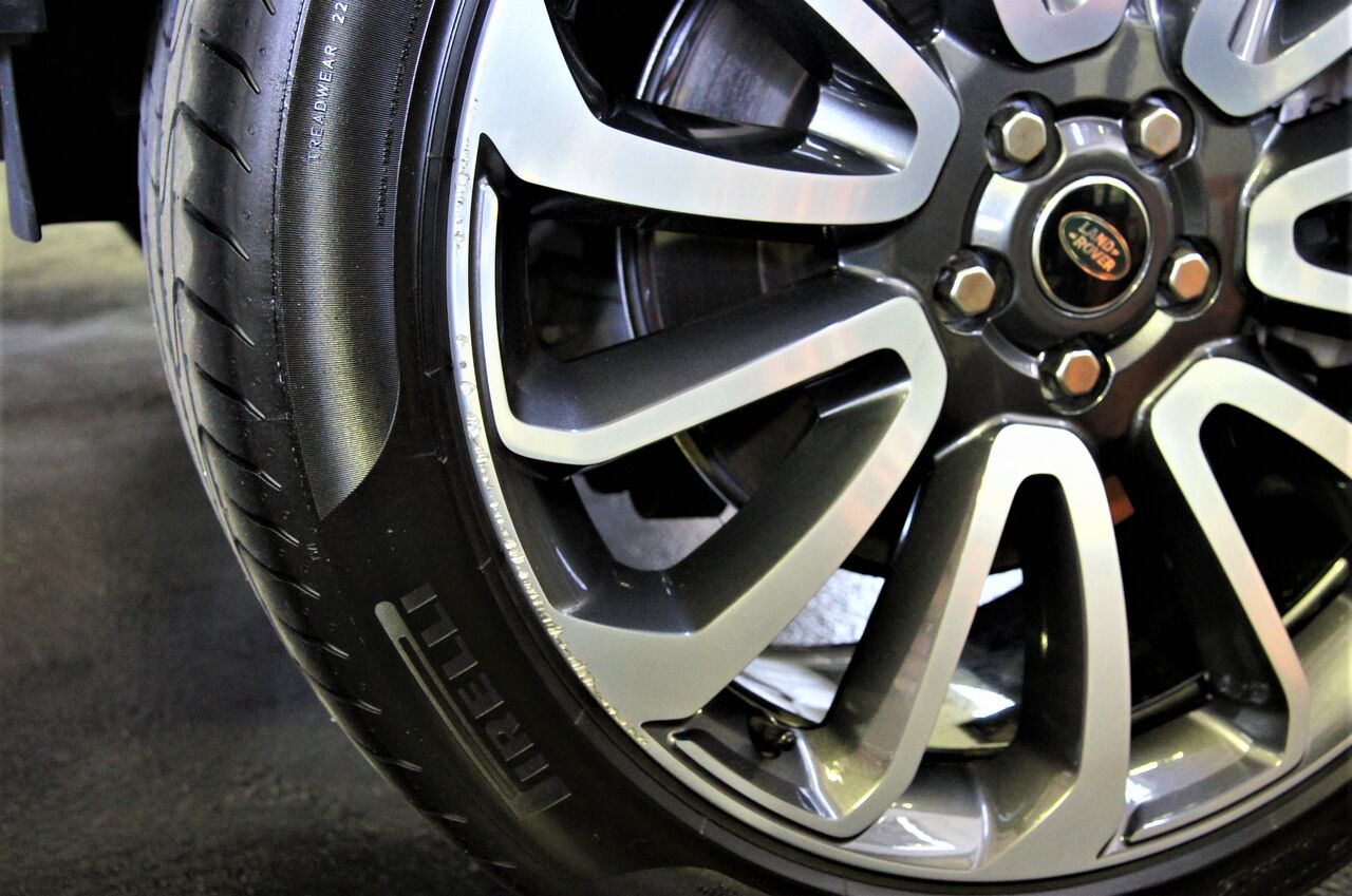 レンジローバー22インチホイール修理の巻 ジャガーランドローバー川越ssのblog Jaguarlandroverkawagoe Blog レンジローバー22インチホイール修理の巻 ジャガーランドローバー川越ssのblog Jaguarlandroverkawagoe Blog