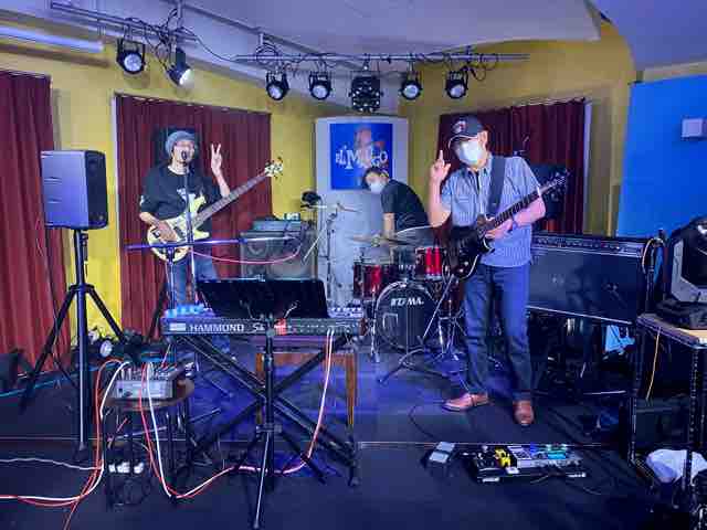 1年ぶりのバンドでのステージでした Voiceの だってｍｃ長いんだもん