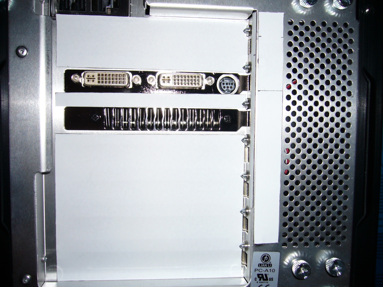 Pc購入 まず貼る一番ハイブリッド 元w21ca テンプレ貼り人のチラシの裏