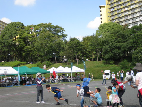 2017運動会ーパン食い競争