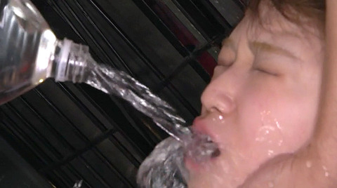 SM水責め調教水責め拷問される女のエロAV画像shiinasora142