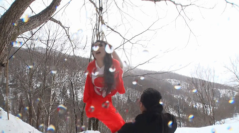 神納花 極寒 雪中SM調教 寒さ責めされる女73