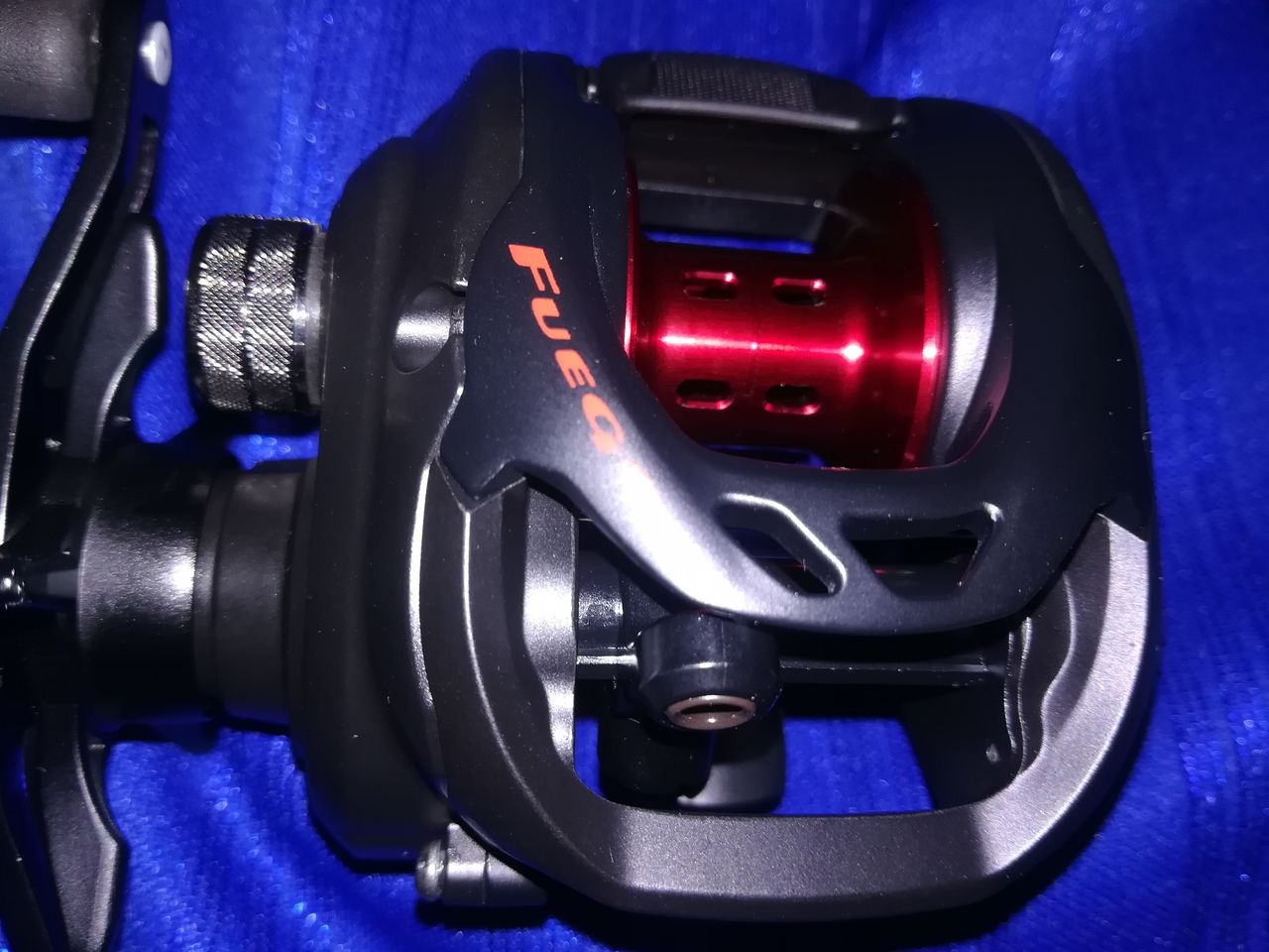 ダイワの激安フエゴを買いました 週末は バス釣りに行こうかそれとも ダイワの激安フエゴを買いました 週末は バス釣りに行こうかそれとも