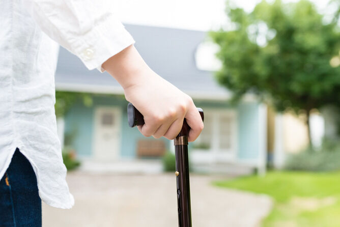 ワイ 32 足の不自由な彼女 29 と結婚するかどうか本気で迷う ワッフル