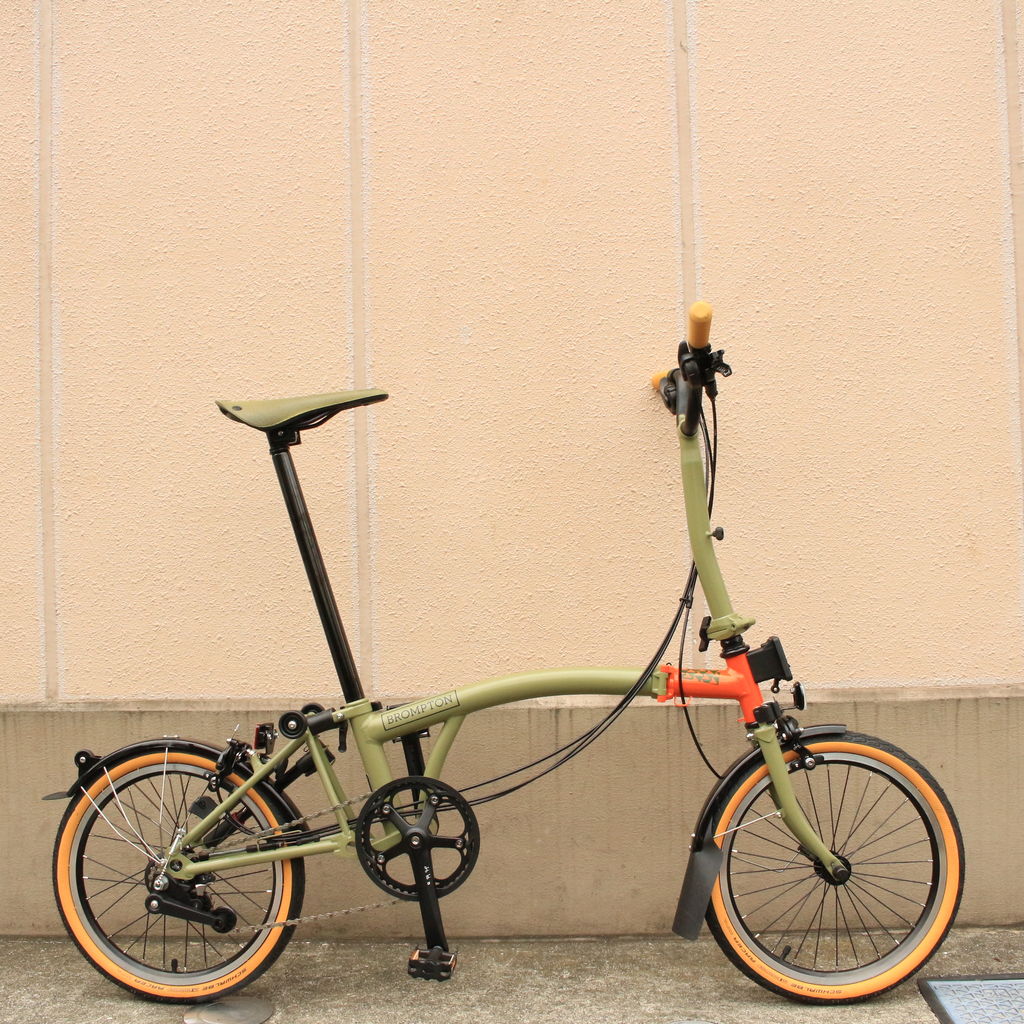 BROMPTON マラソンレーサー　タンウォール Schwalbe Marathon Racer Tanwall Tire for Brompton