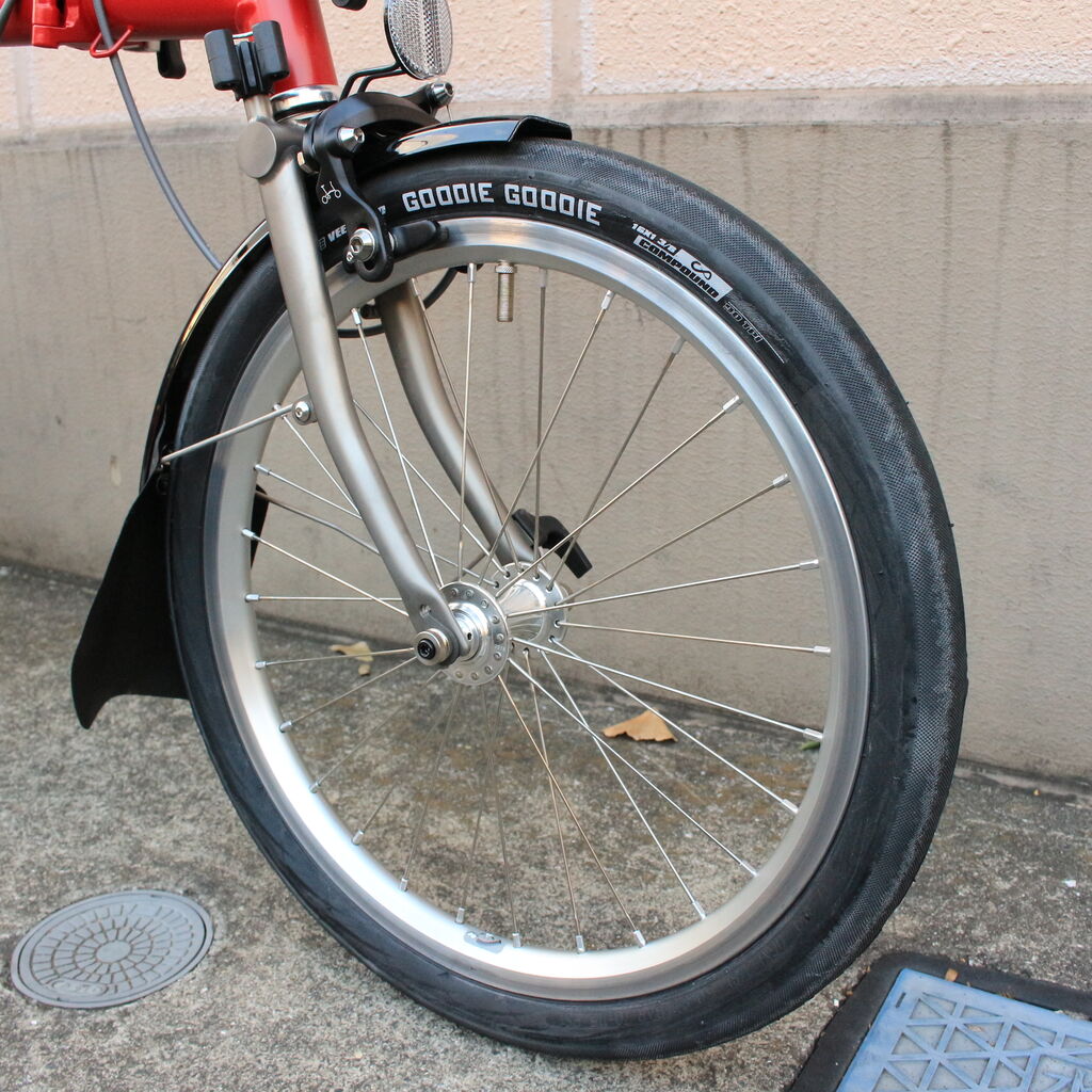廃盤品　brompton極太タイヤScorcher 16 x 1 1/2 廃盤品 brompton極太タイヤScorcher 16 x 1 1/2 パーツ