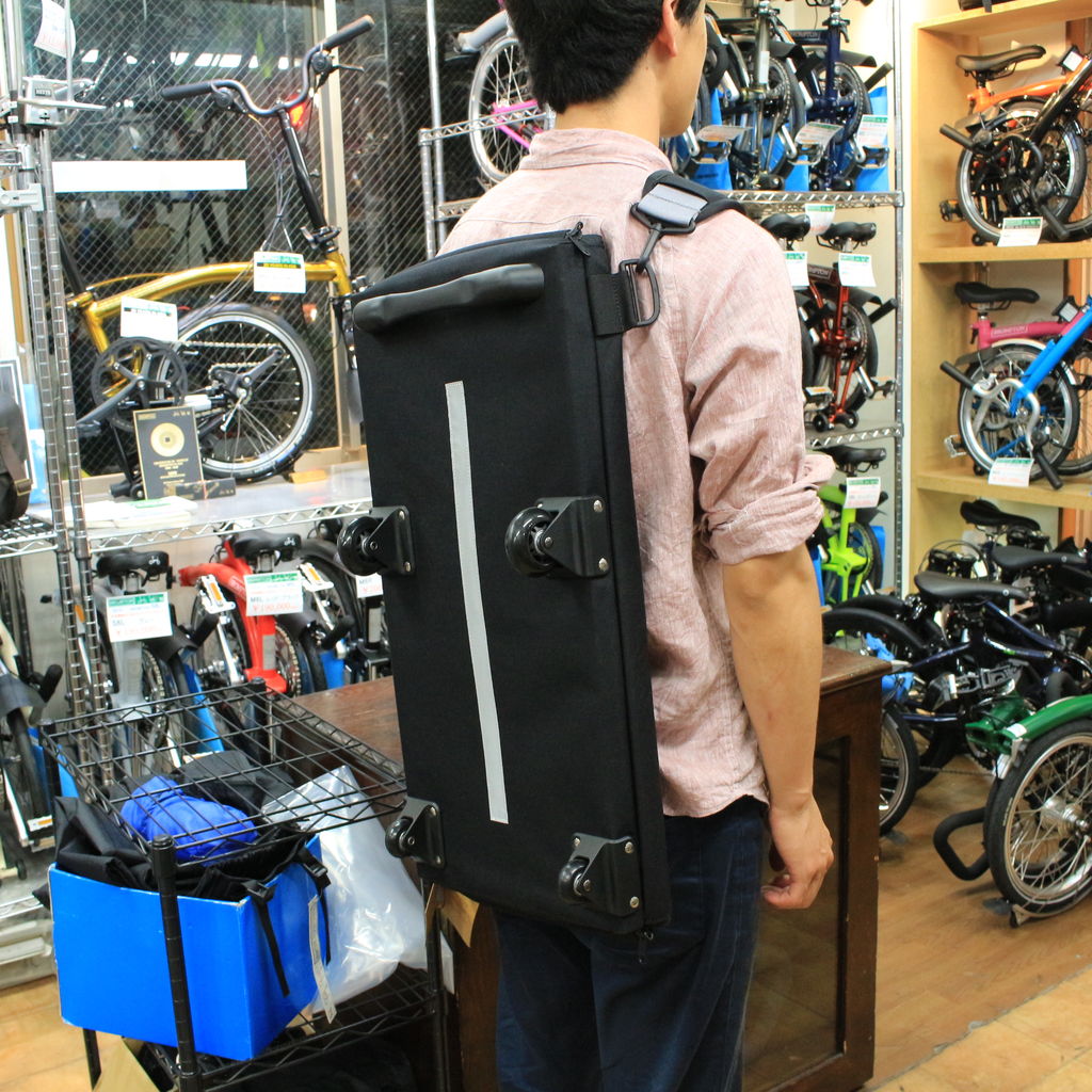BROMPTON専用 ( パテッドトラベルバッグWITH 4ローラー) Brompton - Luggage - Padded Travel Bag with 4 rollers - The Bike
