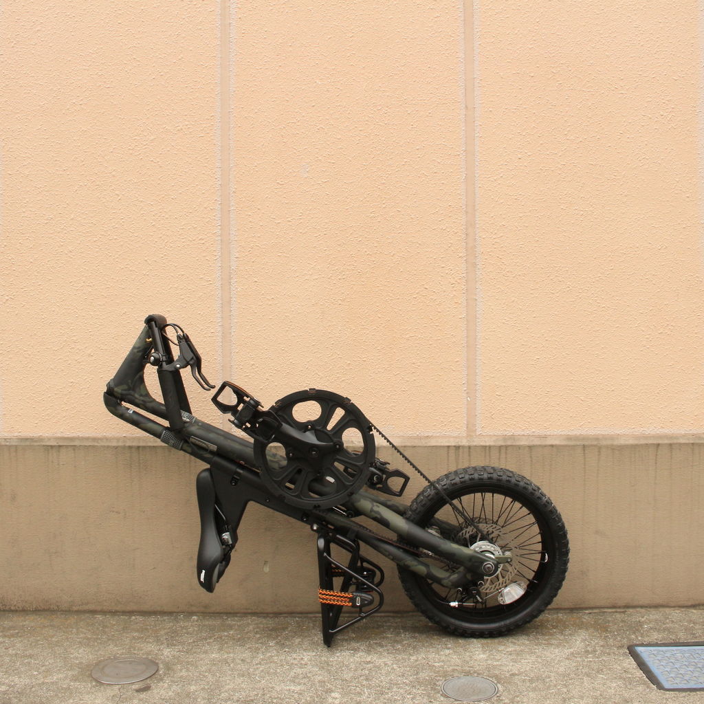 最終値下げ！ 美品 STRiDA MULTICAM ALPINE 使用1ヶ月未満 STRAiDA(ストライダ) MULTICAM 在庫あります［ARID］［ALPINE