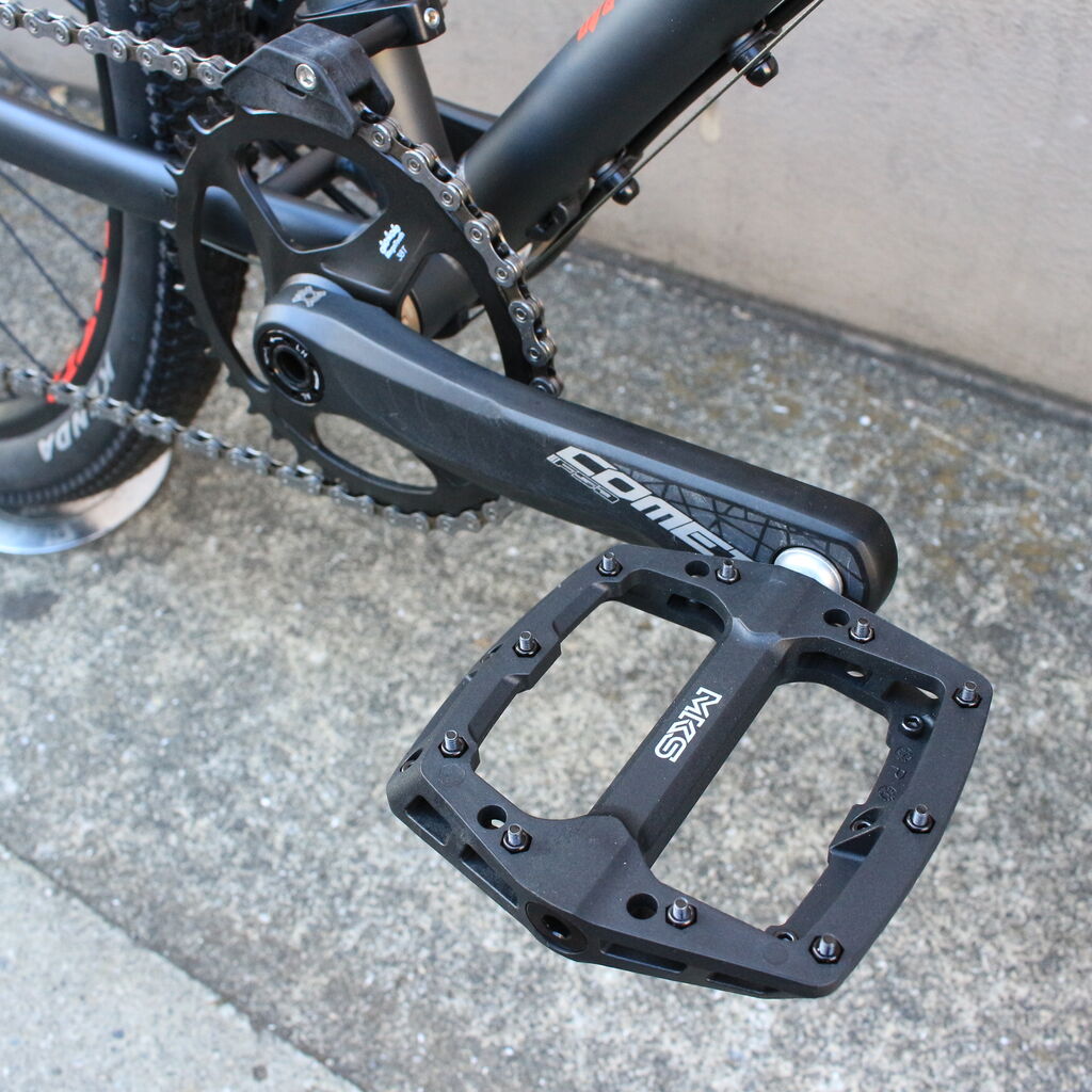 三ヶ島ペタル] GAUSS 再入荷しました [MKS] : wadacycle news