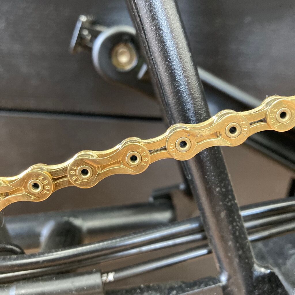 BROMPTON（ブロンプトン）「CHPT3V2」にゴールドパーツ : wadacycle news