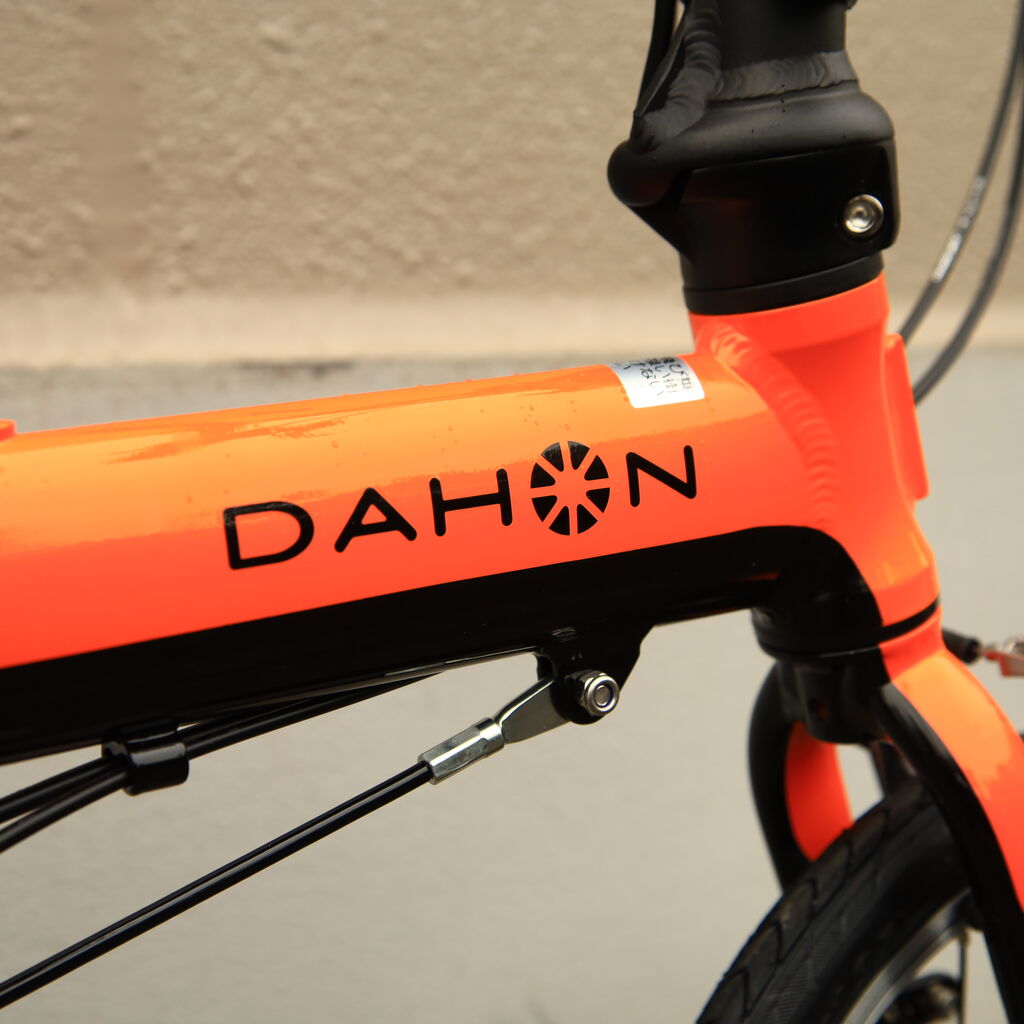 DAHON「K3」新色「スカーレット」と「エメラルド」が入荷しま