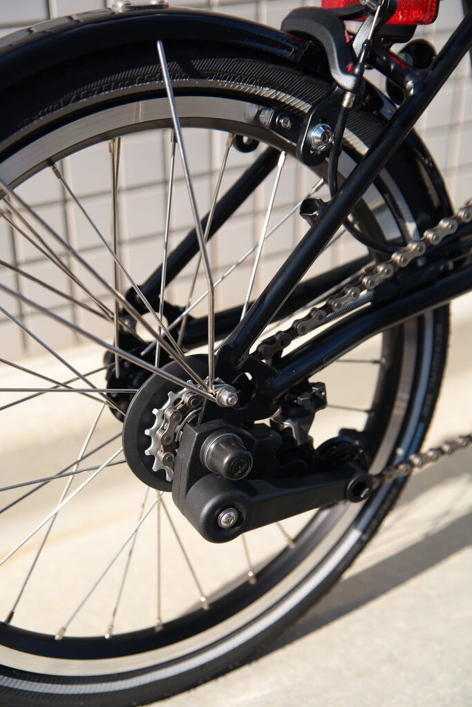 BROMPTON S2Lのリアホイールと2段変速機構