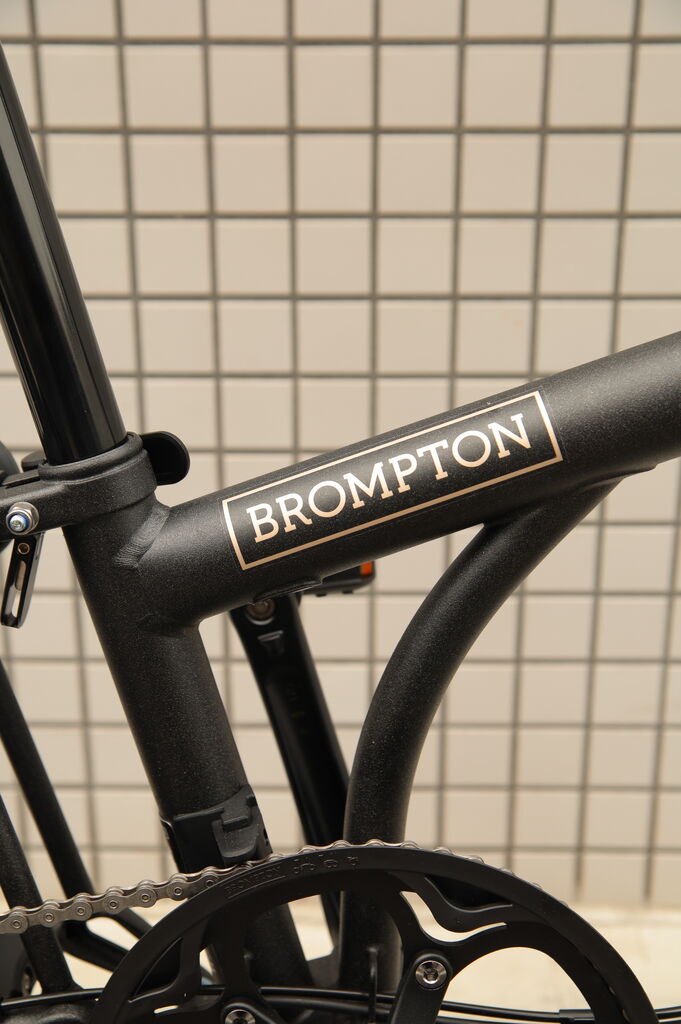BROMPTON G Line 新色「Space Black」先行入荷しました! : wadacycle news