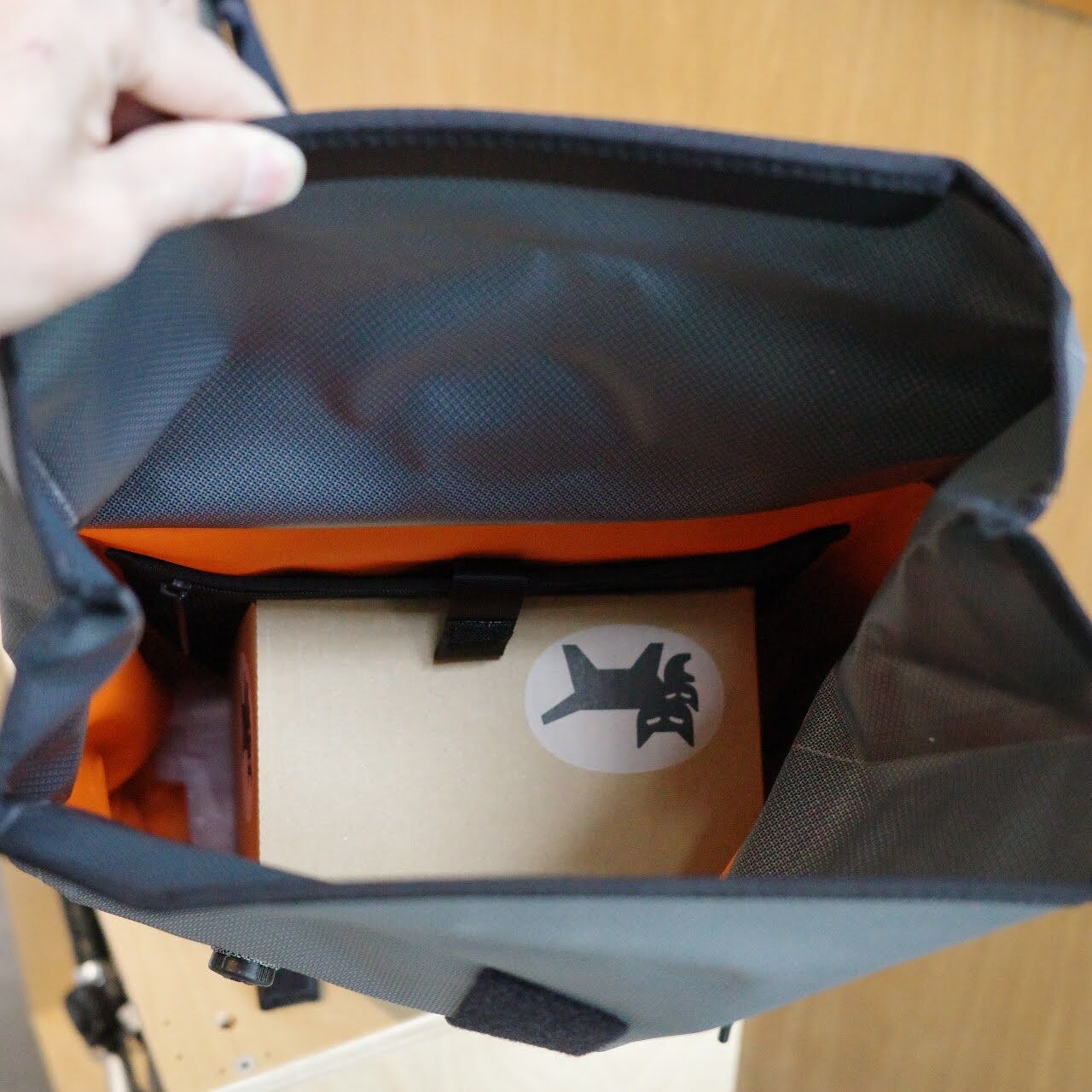 BROMPTON 新作バッグを会場で発見しました!! : wadacycle news BROMPTON 新作バッグを会場で発見しました!! : wadacycle news