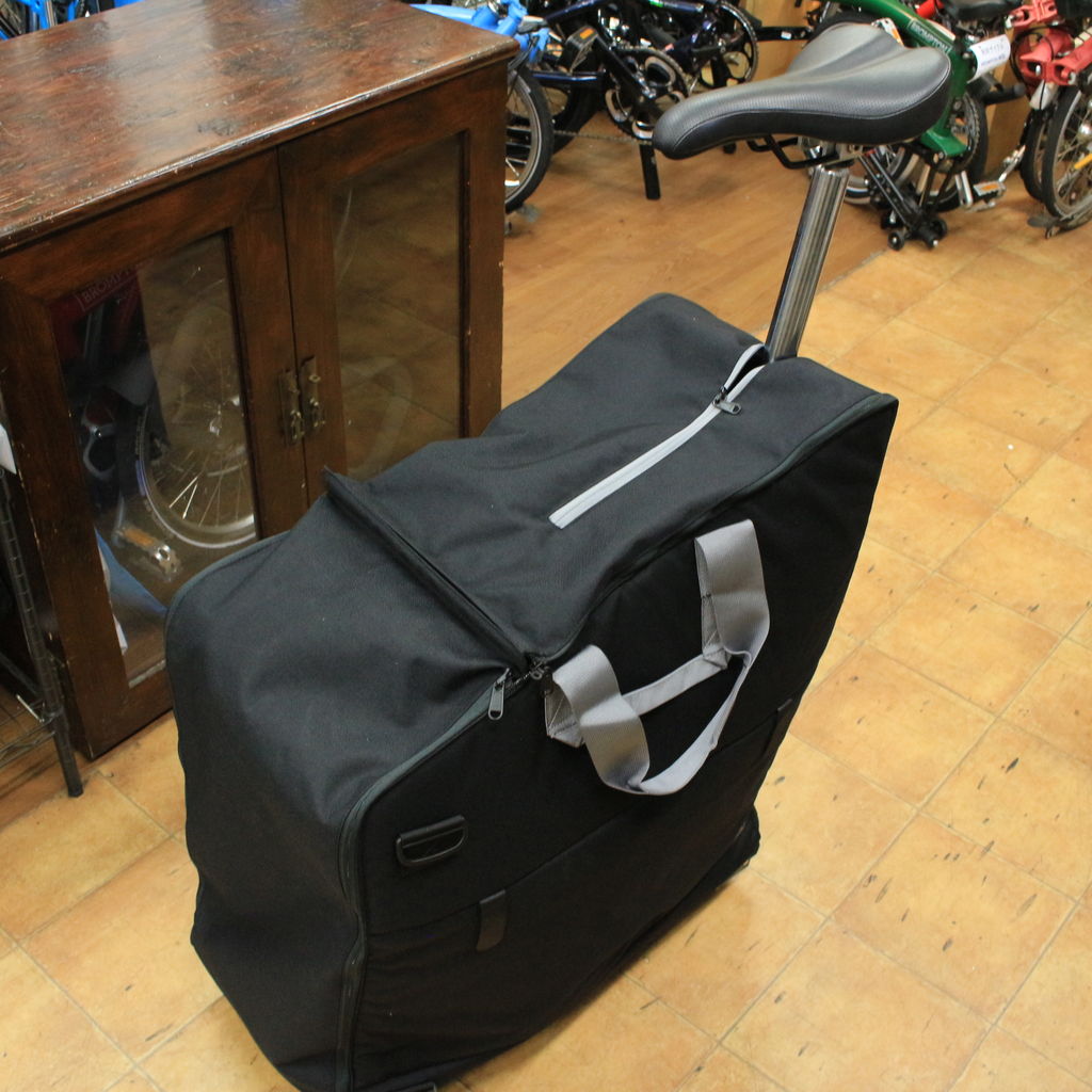 BROMPTON専用 ( パテッドトラベルバッグWITH 4ローラー) Brompton Padded Travel Bag with 4 rollers - J.C. Lind Bike Co.