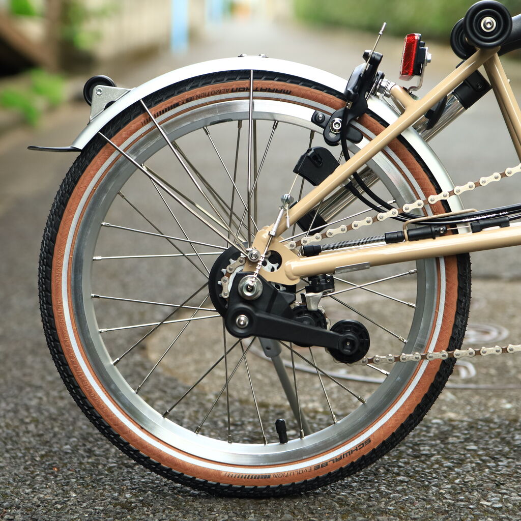 Barbour x BROMPTON」和田サイクルに在庫ございます‼︎ : wadacycle news