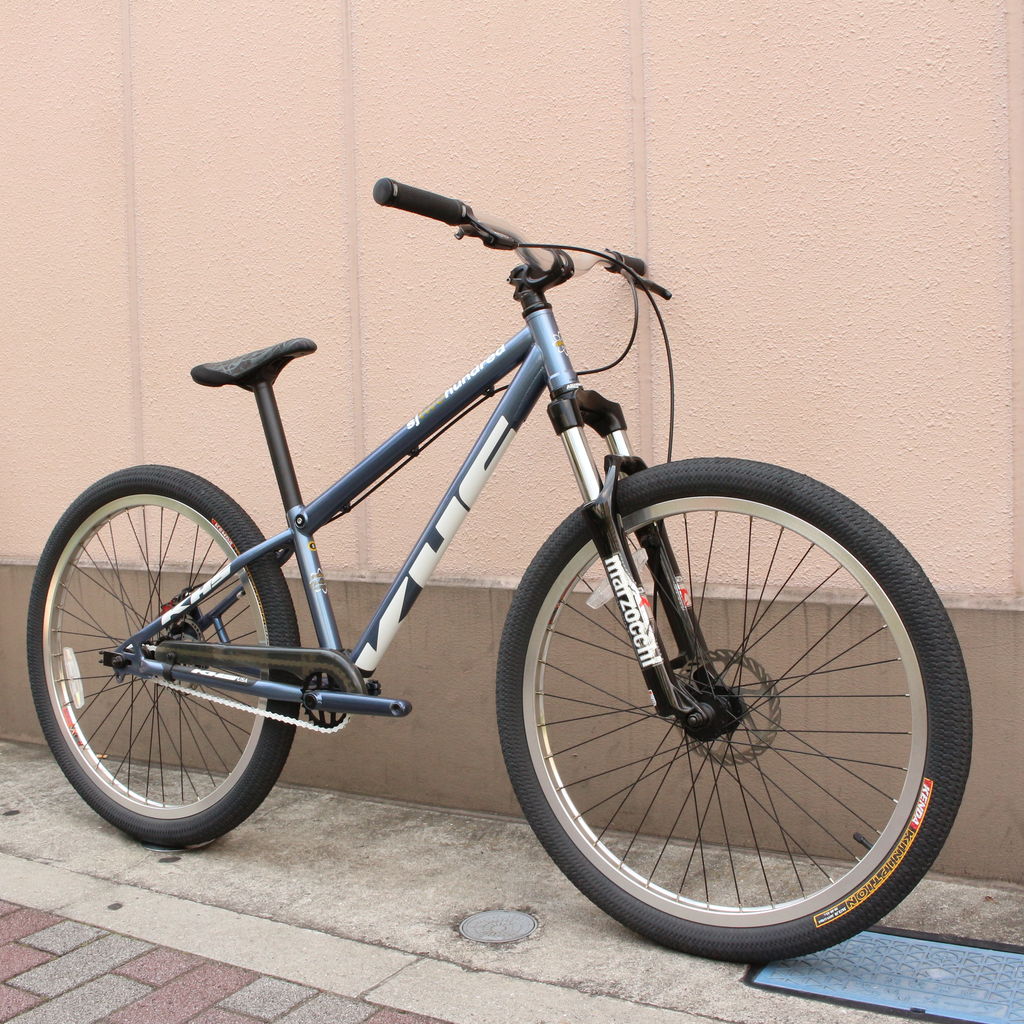 KHS ダートジャンプ マウンテンバイク 引取限定 ダートジャンプmtb (name is C) 北九州のマウンテンバイクの中古