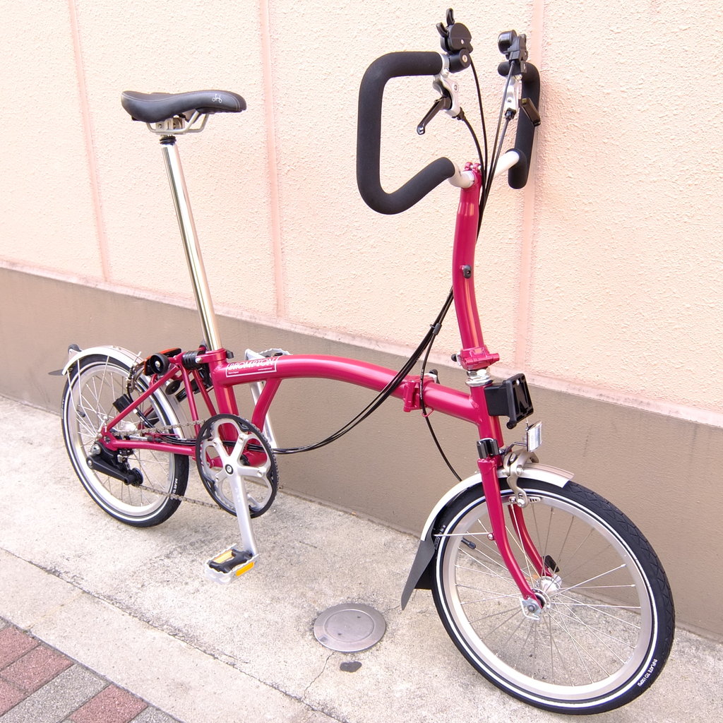 BROMPTON 6速折りたたみ自転車 クラレット BROMPTON 6速折りたたみ自転車 クラレット BROMPTON 6速折りたたみ