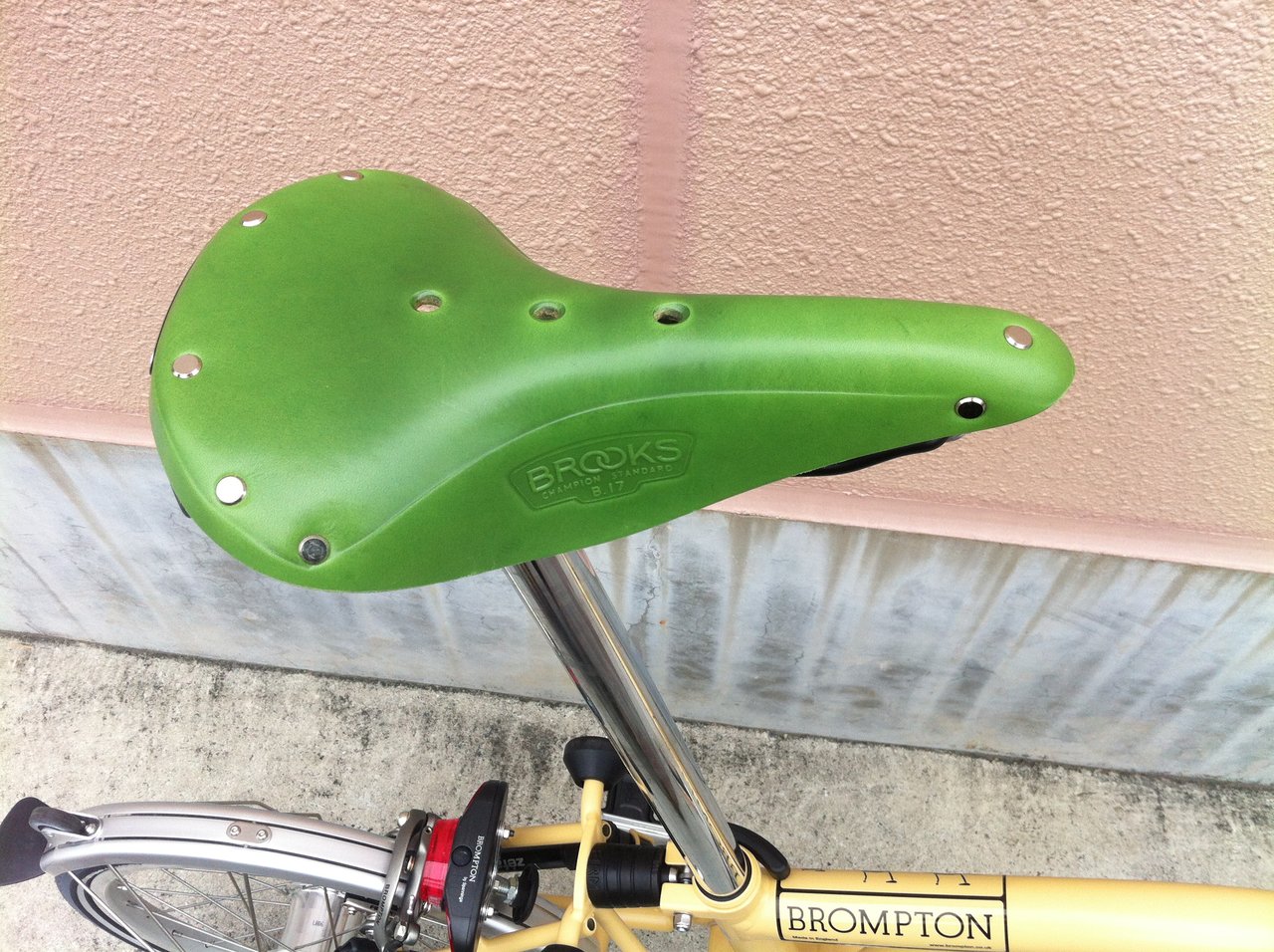 新品! 限定! アップルグリーン ブルックス B17 スタンダード BROOKS