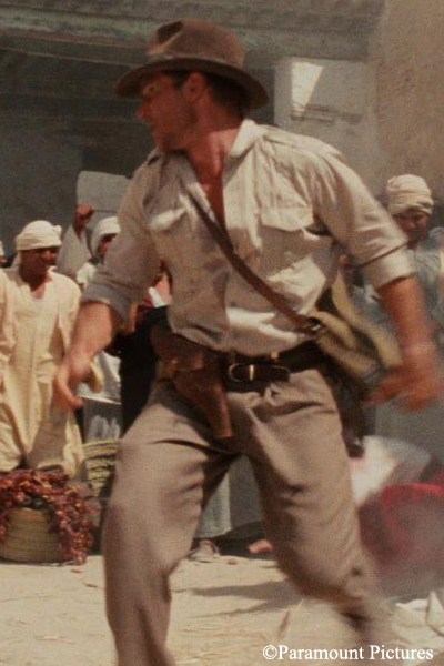 インディ・ジョーンズのベルト : MAX CADY