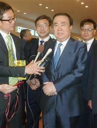 韓国議長､天皇発言を謝罪 鳩山元首相｢失礼に当たる｣指摘受け