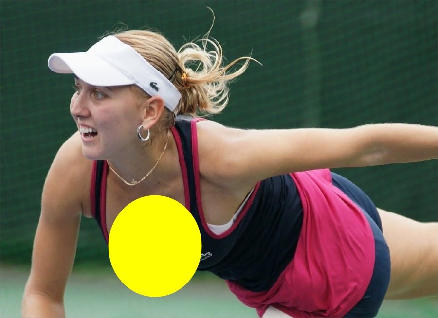 女子テニスの胸チラエロ画像 乳首チラハプニングもあり 話題のニュースまとめ0316