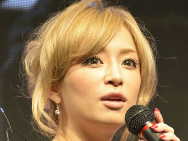 年末にスピード再婚もある 浜崎あゆみ離婚発表に 世間もワイドショーも無反応のワケ 話題のニュースまとめ