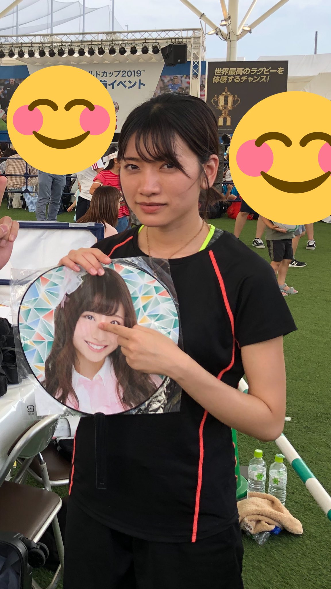 元ske48 柴田阿弥のうちわを持つ小林亜実の顔wwwww Ske48箱推し 元ske48 柴田阿弥のうちわを持つ小林亜実の顔wwwww Ske48箱推し