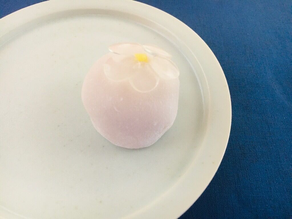 第2700回 巌邑堂の生菓子 お月焼 と 遠花火 和菓子魂 Powered By ライブドアブログ