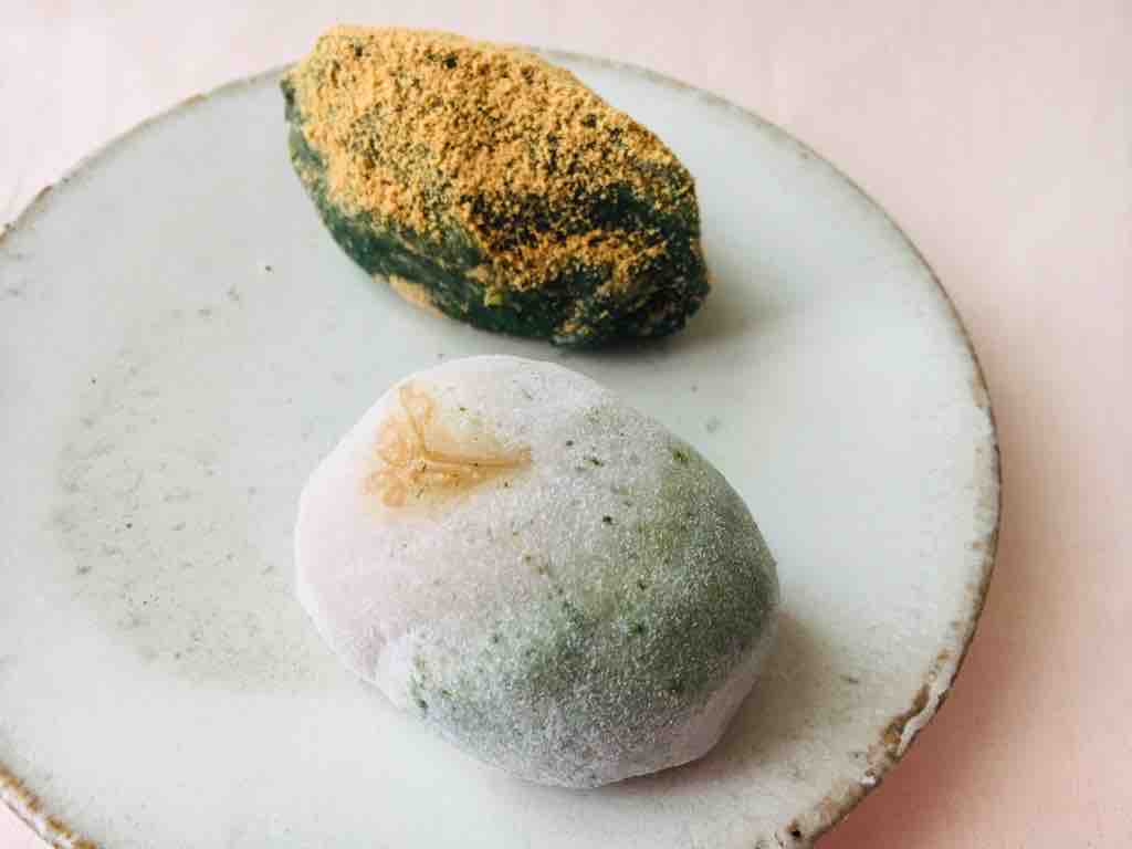 第2558回 藤 丸の生菓子 春 宵 と 山 吹 和菓子魂 Powered By ライブドアブログ