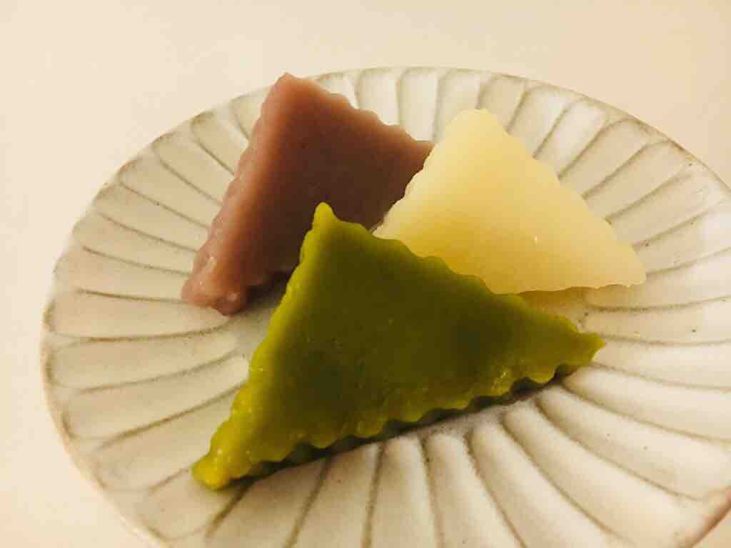 和菓子魂!北海道 / ういろう      第1960回  ウロコダンゴ本舗の『ウロコダンゴ』    コメント