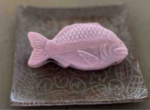 第270回 藤江屋分大の『めで鯛もなか』 : 和菓子魂！ Powered by