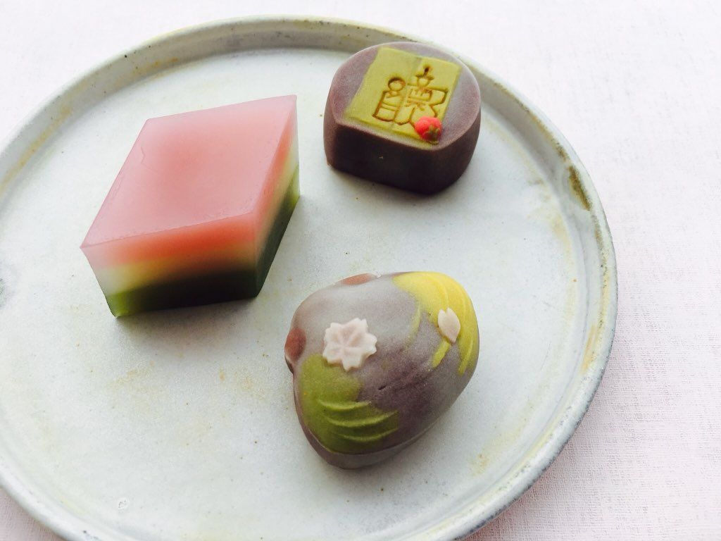 和菓子魂!東京都 / 桜 餅 第1435回 秋色庵大坂家の『うぐいす餅』と『秋色さくら餅』 コメント