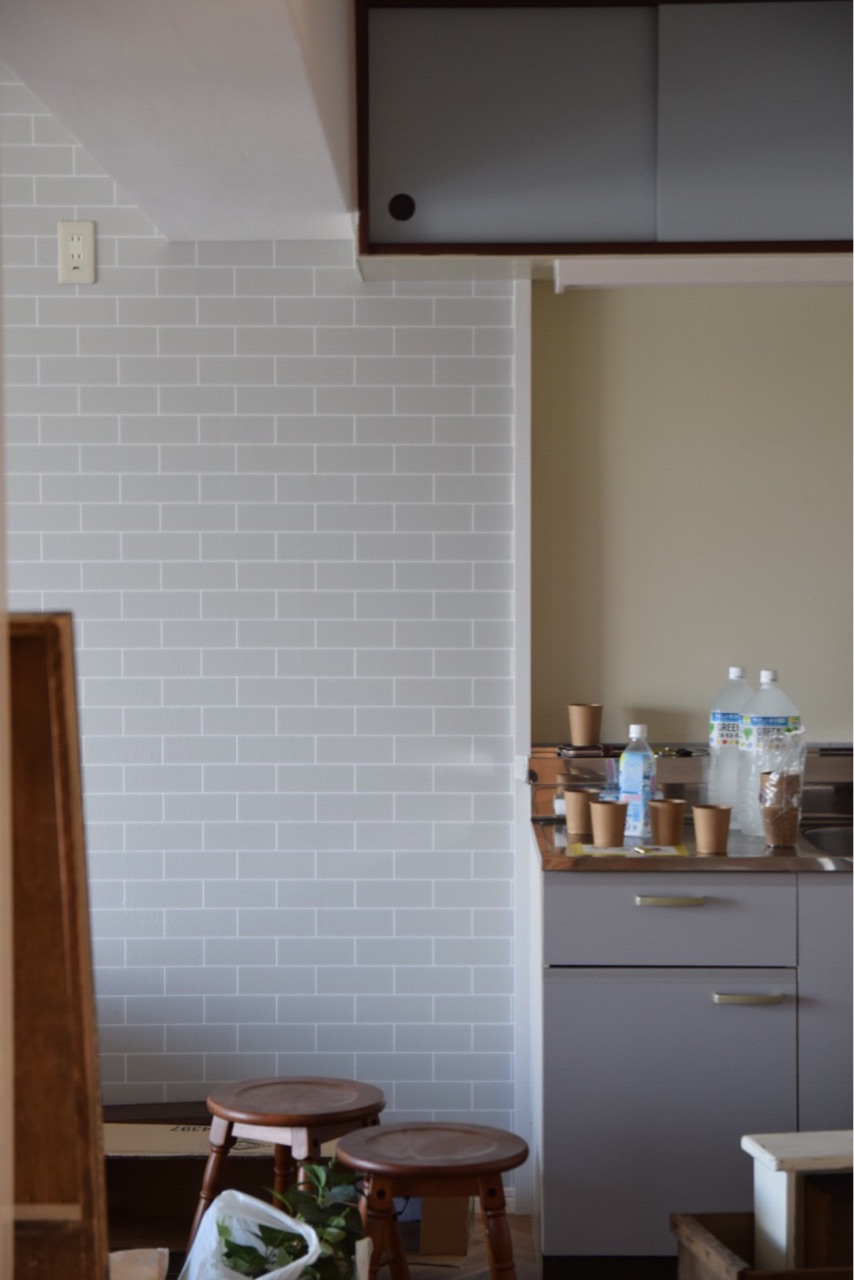 住まいが変わると生き方が変わる 築４４年の賃貸のお部屋のリビングがnyスタイルに大変身 Studio In The Afternoon リノベーションとお家収納diy Wagon Worksブログ Powered By ライブドアブログ