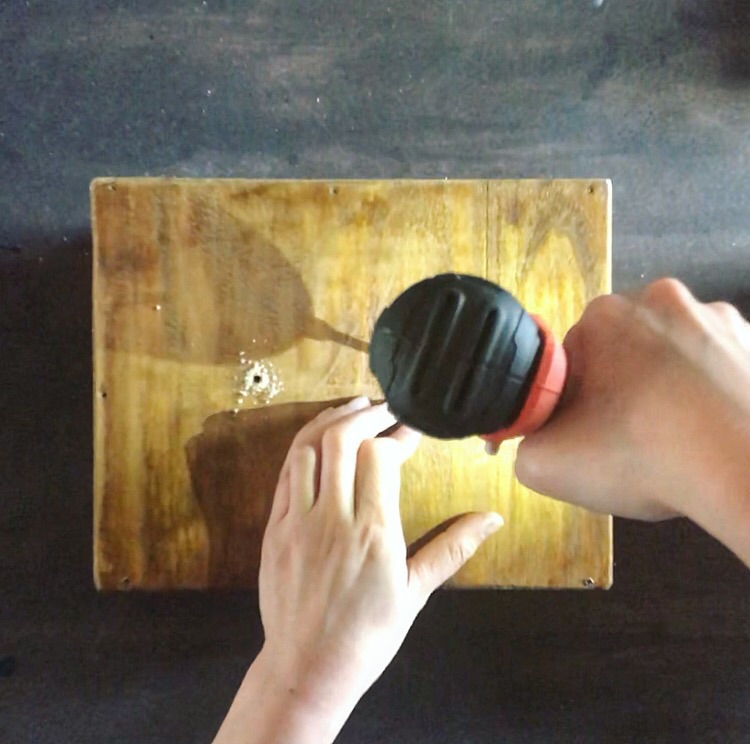 夏まで待てない ダイソーの発砲スチロールのクーラーボックスをかなりオシャレに変身させてみた Studio In The Afternoon リノベーションとお家収納diy Wagon Worksブログ Powered By ライブドアブログ